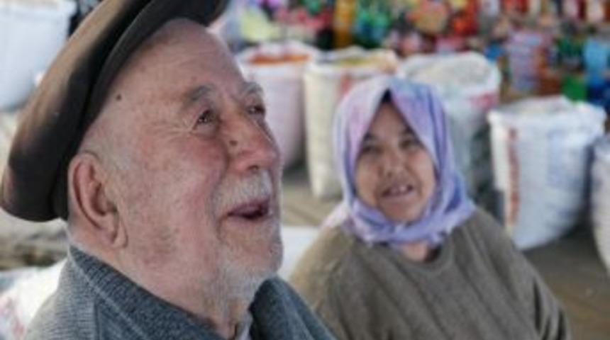 Yaşlanan T&uuml;rkiye&rsquo;nin En Yaşlıları Nazilli&rsquo;de