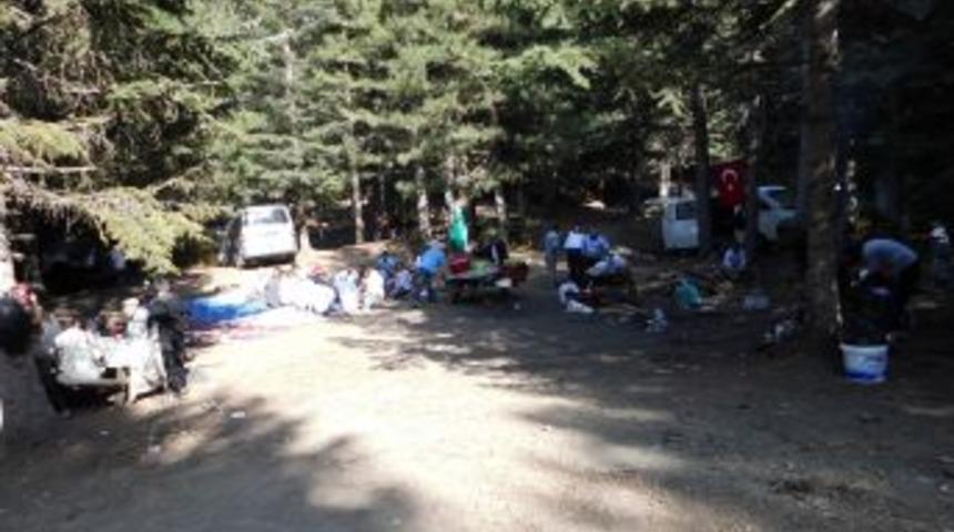 Gen&ccedil;liğin Geleceği Piknikte Konuşuldu