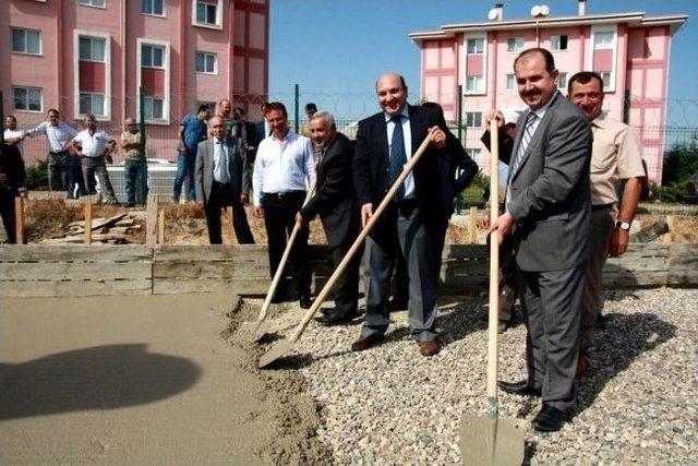 Toki Konutları Bölgesinde Cami Temel Atma Töreni