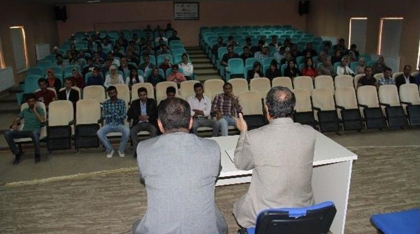 &Uuml;cretli &Ouml;ğretmenlerle Toplantı