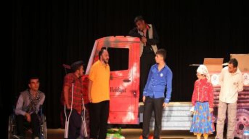 Kamyon, Yenimahalle'de 'perde' Dedi