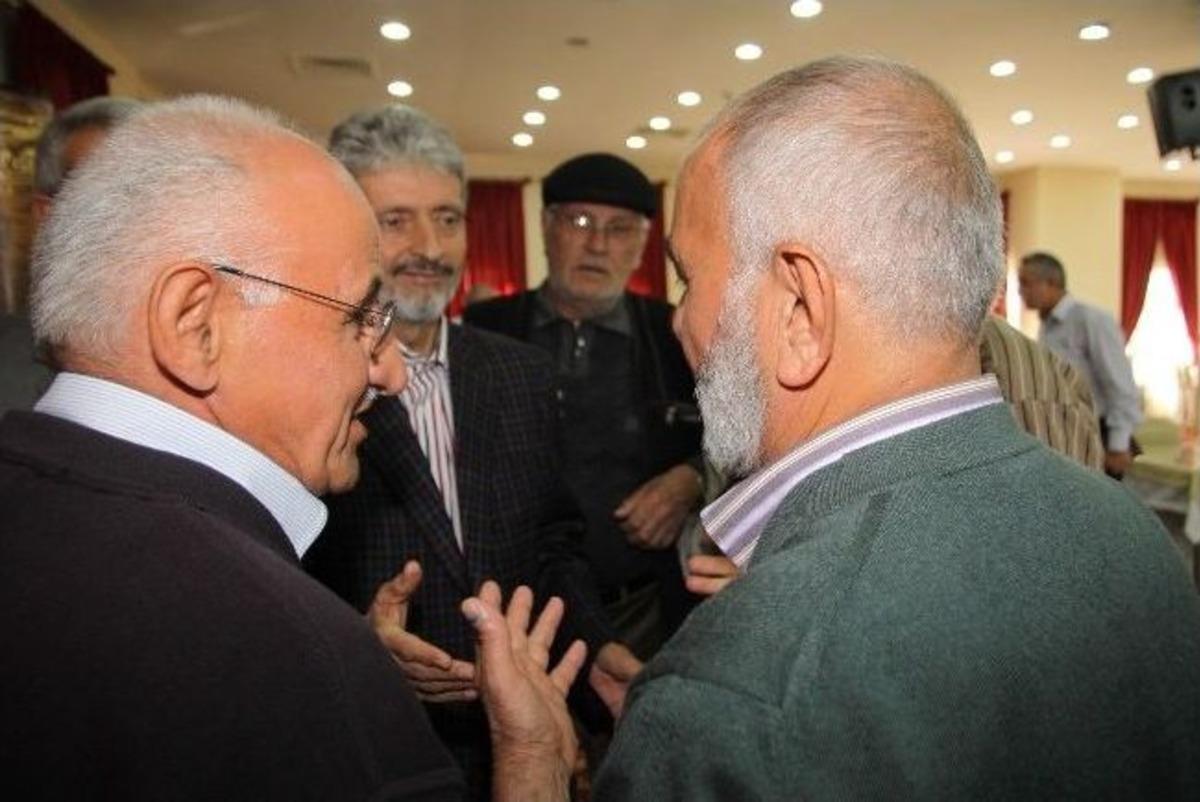 Başkan Tuna, Halkla El Ele &Ccedil;alışmalarını S&uuml;rd&uuml;r&uuml;yor