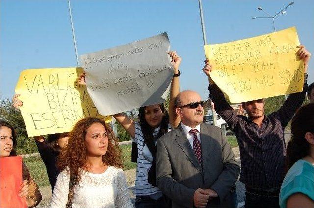 &Ouml;ğrencilerden 25 Kuruşluk Zamma Tepki 3