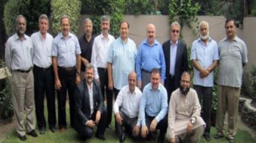 Ma&uuml; Rekt&ouml;r&uuml; Omay'dan Pakistan'a &Ccedil;alışma Ziyareti