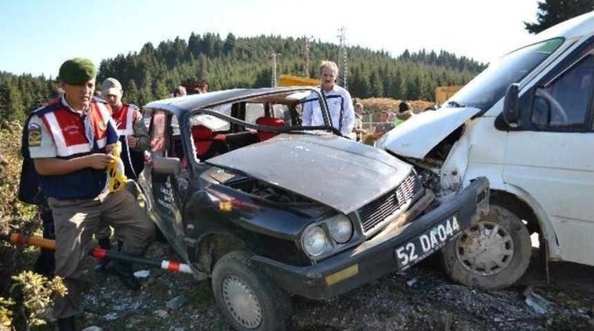 Ordu&rsquo;da Trafik Kazası: 2 Yaralı