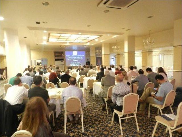 &Ccedil;om&uuml;&rsquo;de Akciğer Kanseri Sempozyumu D&uuml;zenlendi 1