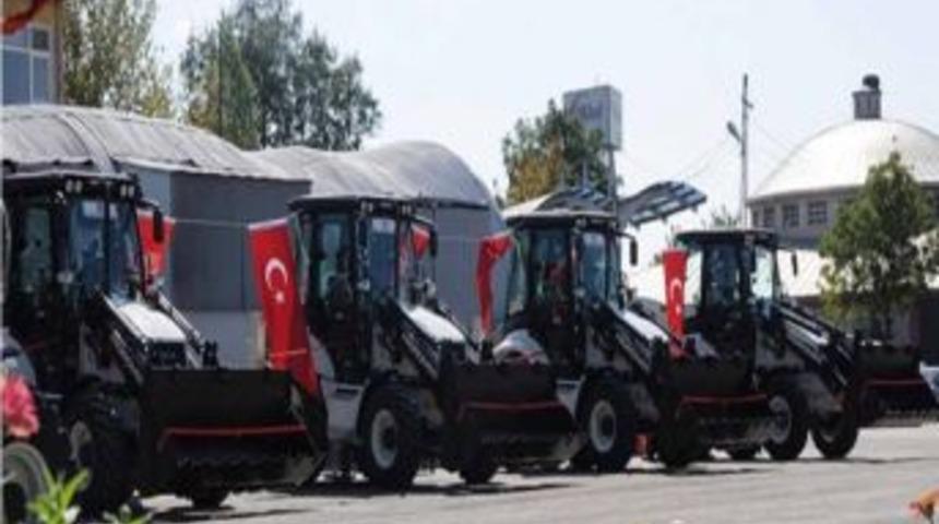 Belediyeler Birliğinden Yayladağı Belediyesine Ekipman Desteği