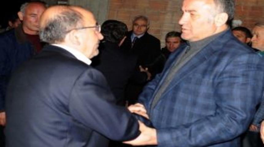 Vali &Ouml;z Ve Başkan G&uuml;mr&uuml;k&ccedil;&uuml;oğlu&rsquo;ndan, Hacım&uuml;ft&uuml;oğlu&rsquo;na Taziye Ziyareti