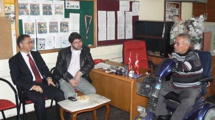 Kaymakam Şakalar Engelliler Derneğini Ziyaret Etti