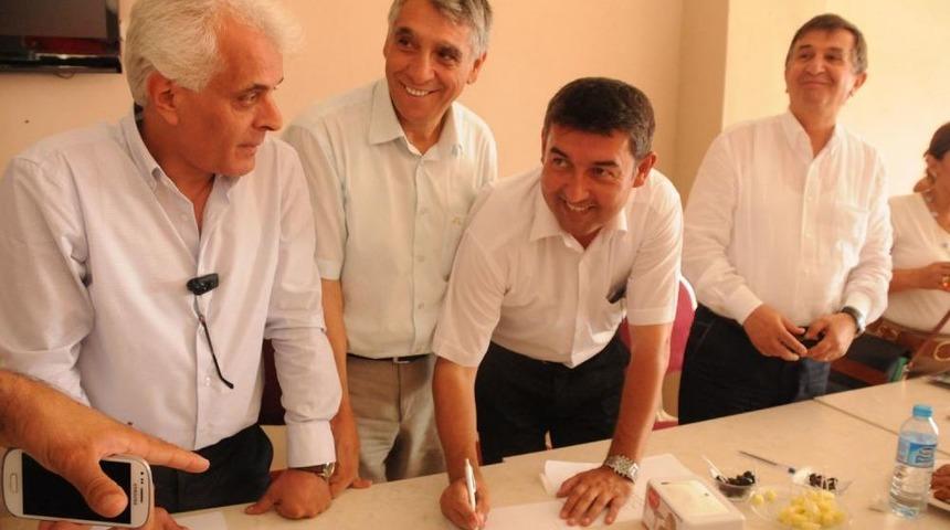 Zeytine Prim Desteği I&ccedil;in 11 Bin Imza Toplandı