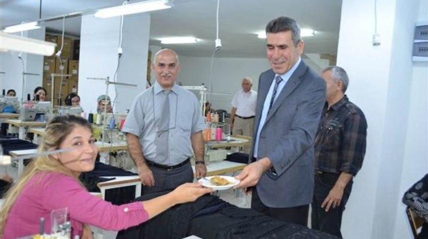 Demirci&rsquo;de Aktivite Merkezinde İlk &Uuml;retim Başladı