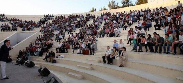 Sigarayla İyi Anlaşan İnsanlar Eşleriyle Anlaşamıyor 1