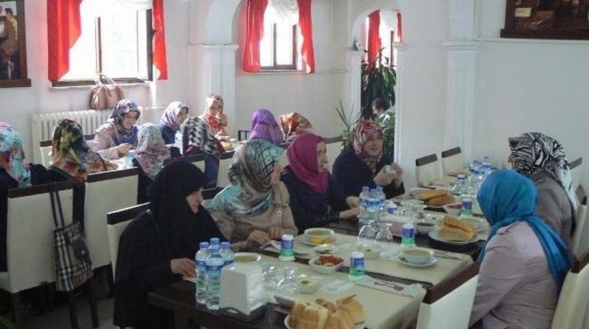 Boz&uuml;y&uuml;k&rsquo;te Camiler Ve Din G&ouml;revlileri Haftası Programı