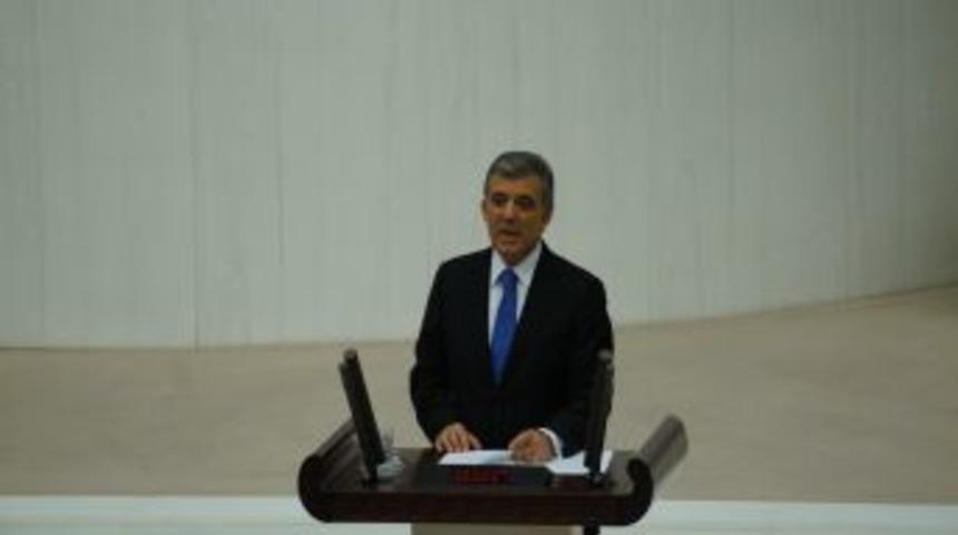 G&uuml;l: Suriye&rsquo;deki Kimyasal Silahların Imha Edilmesinden Memnuniyet Duyarız