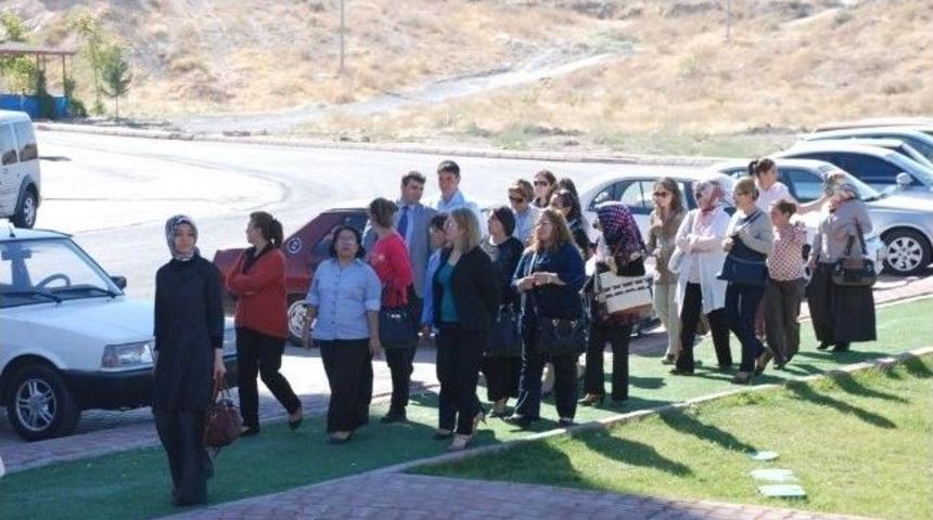 Melikgazi'nin Bayan &Ccedil;alışanlarına B&uuml;y&uuml;kkılı&ccedil;'tan Brifing