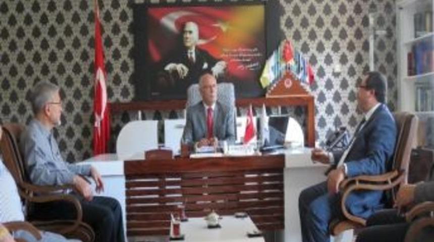 Bakan&rsquo;dan M&uuml;ft&uuml;l&uuml;ğe Ziyaret