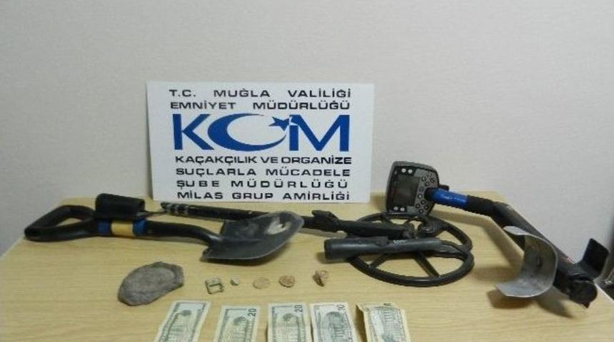 Yabancı Uyruklu İki Kişi Ka&ccedil;ak Kazı Yaparken Yakalandı