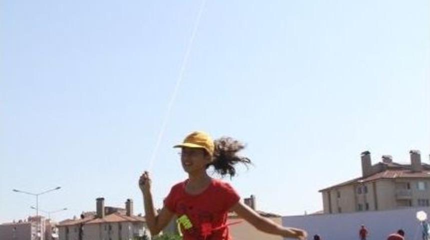 Gaziemir'de U&ccedil;urtmalar Barışa U&ccedil;tu