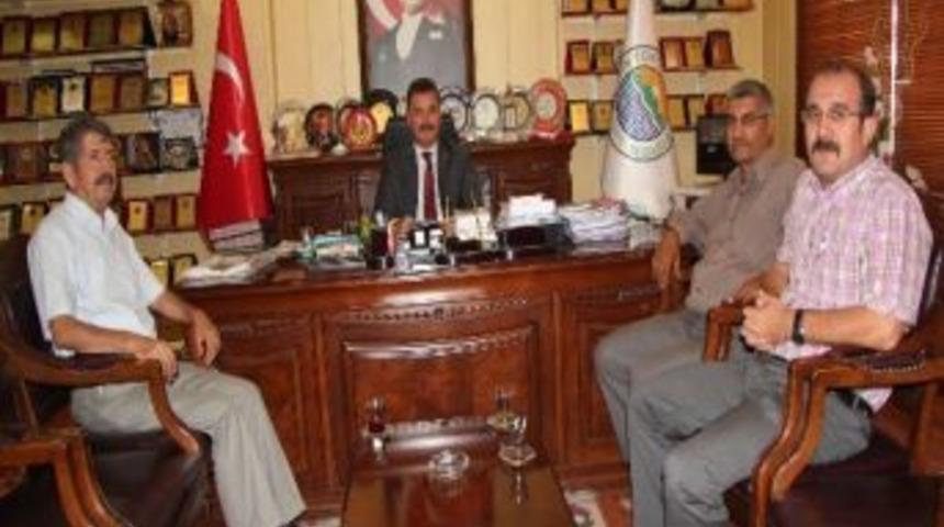 T&uuml;rk Eğitim-sen&rsquo;den Başkan Tuna&rsquo;ya Ziyaret