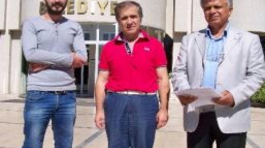 Salihli'de Başkan Okay, Kenan Evren Parkı'nın İsim Değişikliğine Sıcak Bakmadı