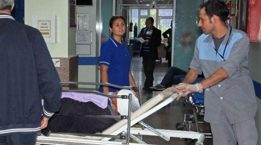 Simav&rsquo;da Trafik Kazası: 6 Yaralı