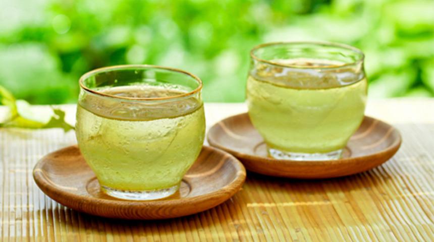 İftar ve sahur sonrası hazımsızlıkla şişkinliğe iyi gelen bitki çayı tarifleri