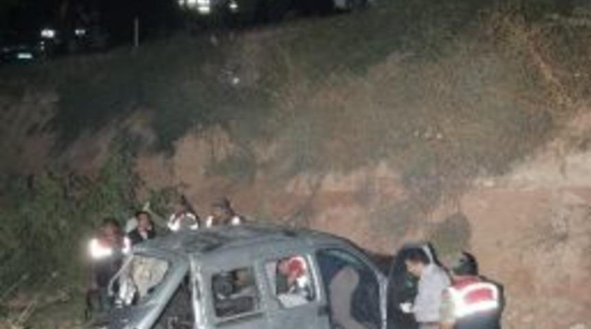 Gaziantep&rsquo;te Feci Kaza: 3 &Ouml;l&uuml; 4 Ağır Yaralı