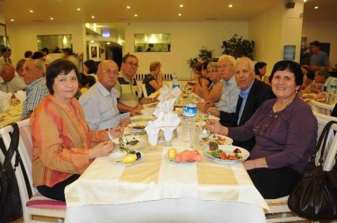 Ortaklar &Ouml;ğretmen Okulu Mezunları 49 Yıl Sonra Kuşadası&rsquo;nda Bir Araya Geldi