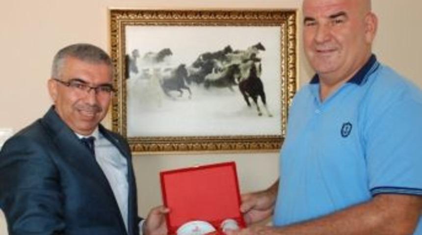 Toprak&rsquo;tan Kızılay&rsquo;a Yardım