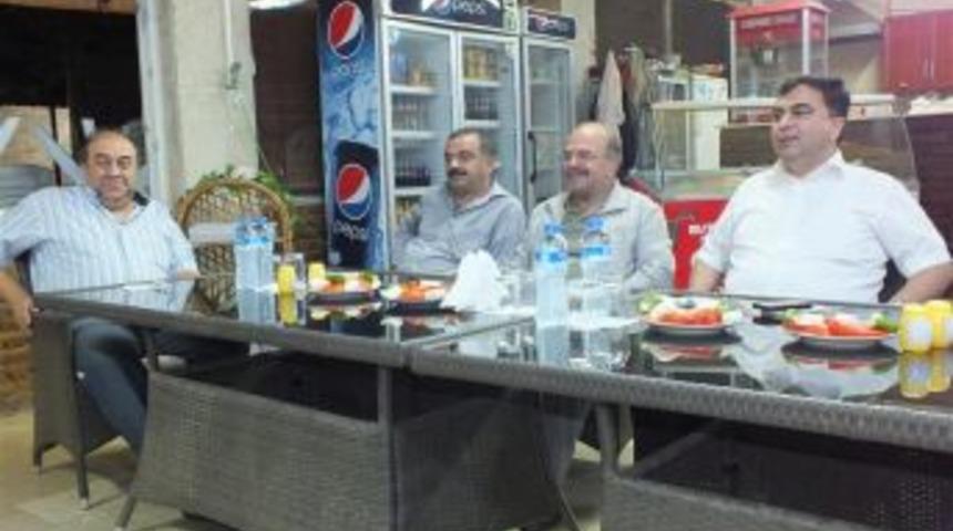 K&ouml;şk Belediye Doğanspor galibiyeti ziyafetle kutladı