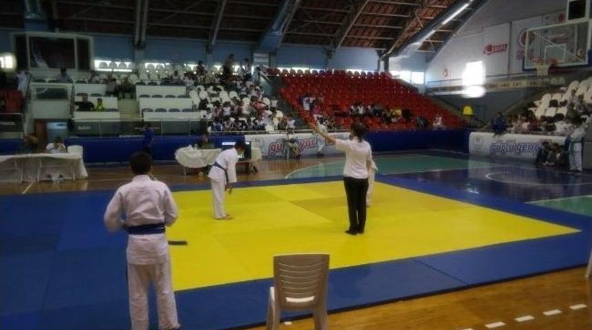 Judoda Belediyespor Fırtınası