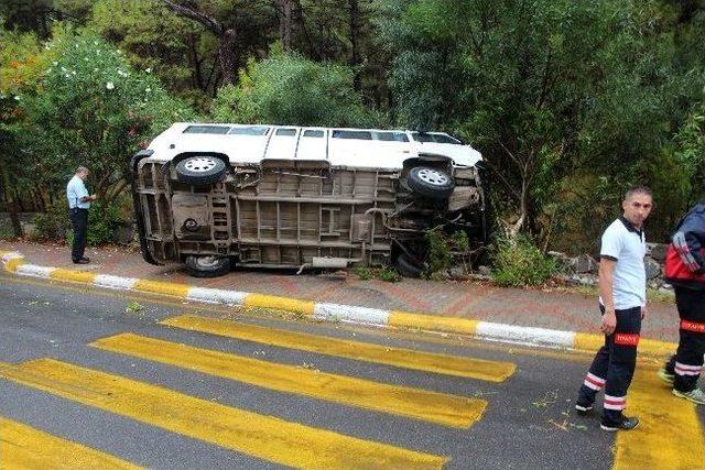 Marmaris te &Ouml;ğrenci Servisi Devrildi 1