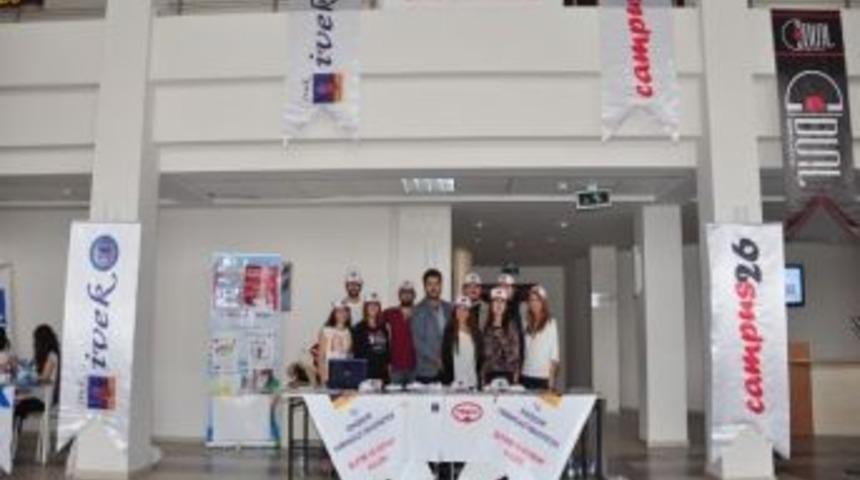 Esog&uuml; İibf Yeni &Ouml;ğrencileri İ&ccedil;in Kul&uuml;pler Şenliği