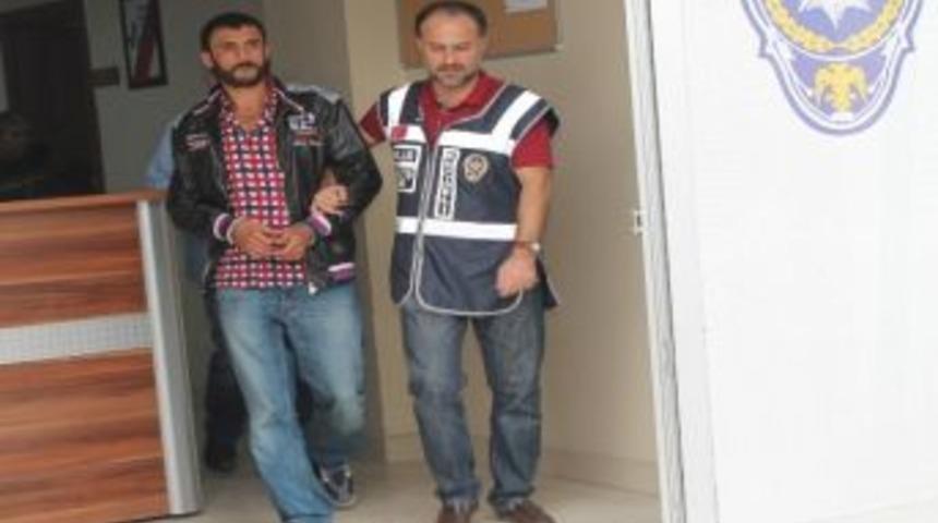 Polise Ateş A&ccedil;an Zanlı Tutuklandı
