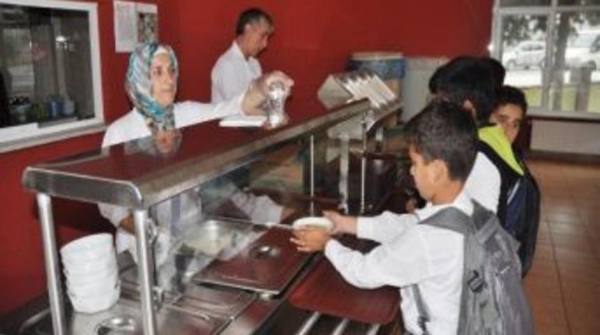 &Ouml;ğrencilerin Har&ccedil;lıkları Cebinde Kalıyor