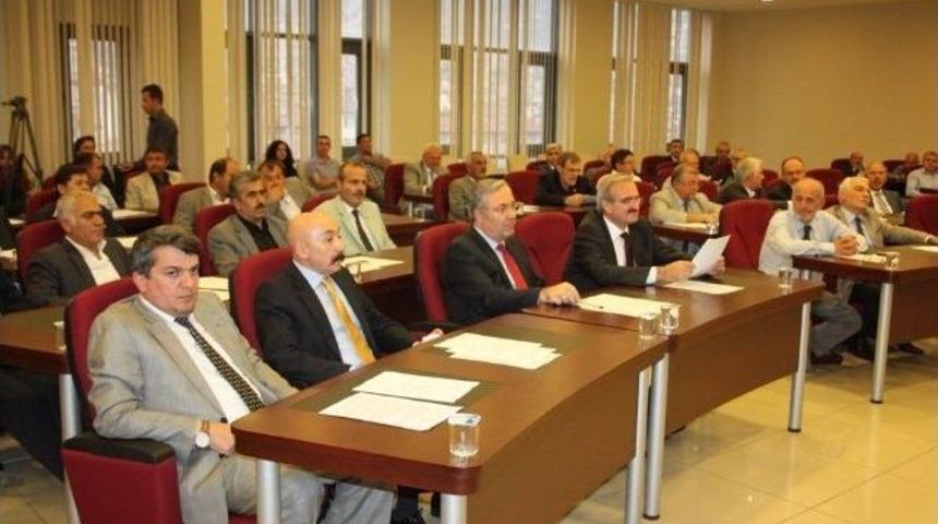 Vali Karaloğlu&rsquo;ndan Bursa İl &Ouml;zel İdaresi'ne &Ouml;vg&uuml;