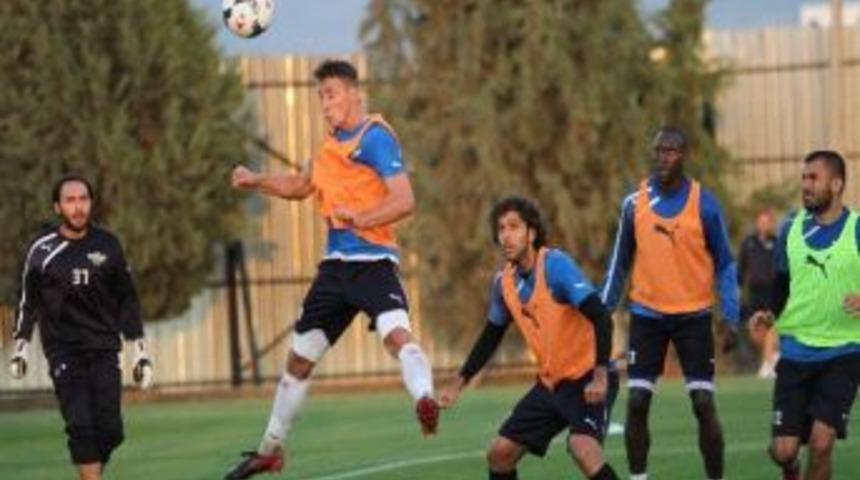 Akhisar Belediyespor, Galatasaray&rsquo;dan &Ccedil;ekinmiyor