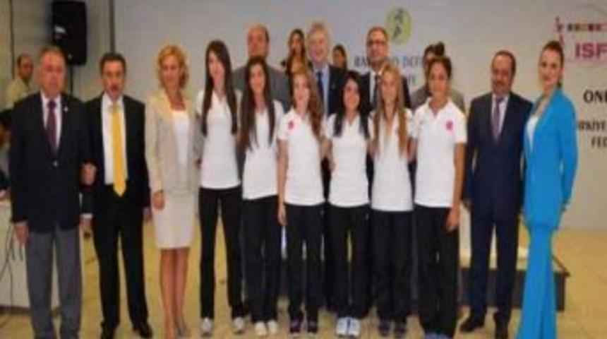 Uluslararası Okul Sporları Onur &Ouml;d&uuml;l&uuml; T&uuml;rkiye&rsquo;nin