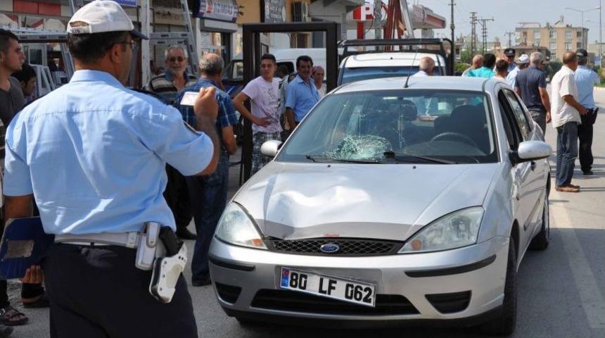 Kadirli&rsquo;de Otomobilin &Ccedil;arptığı Yaya Yaralandı