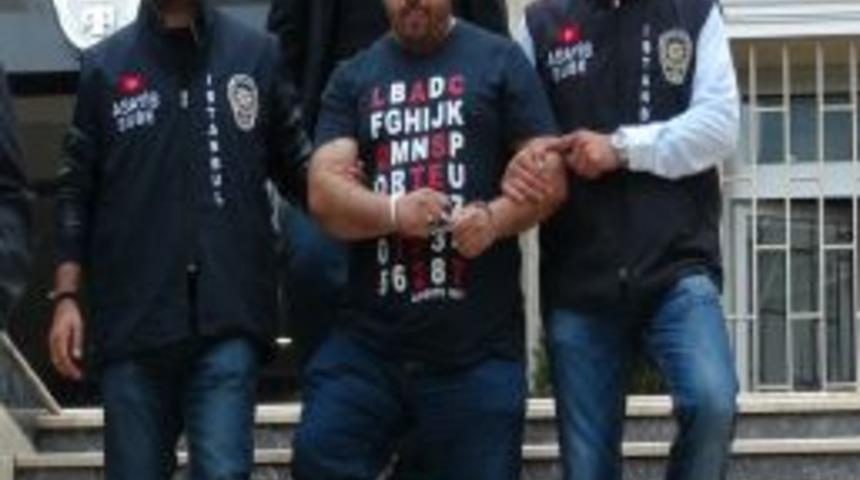 Oğluna Kızını Vermeyen Adamı &Ouml;ld&uuml;rd&uuml;