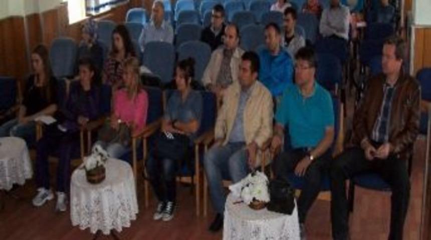 Masa Tenisi Hakemlerine Performans Eğitimi