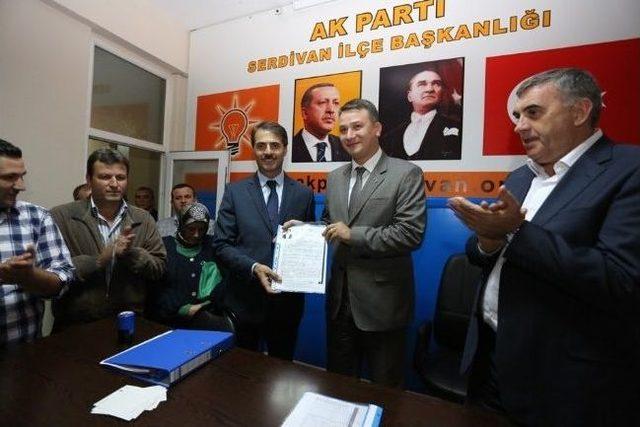 Meşaleler Eşliğinde Aday Adaylığı Başvurusu 2