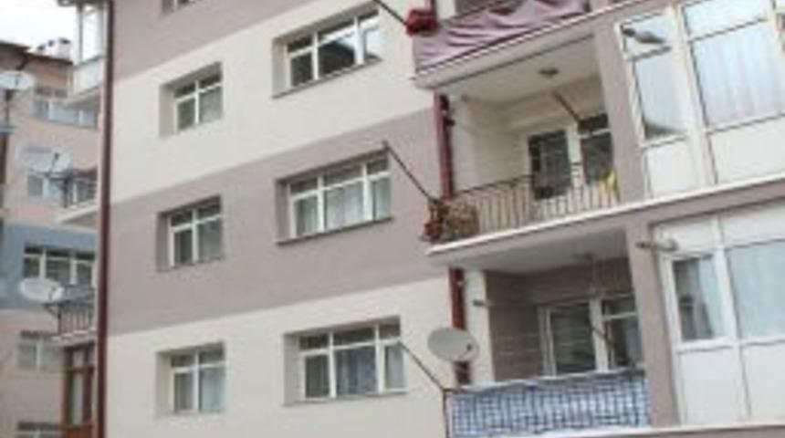 5. kattan d&uuml;şen &ccedil;ocuk &ouml;ld&uuml;