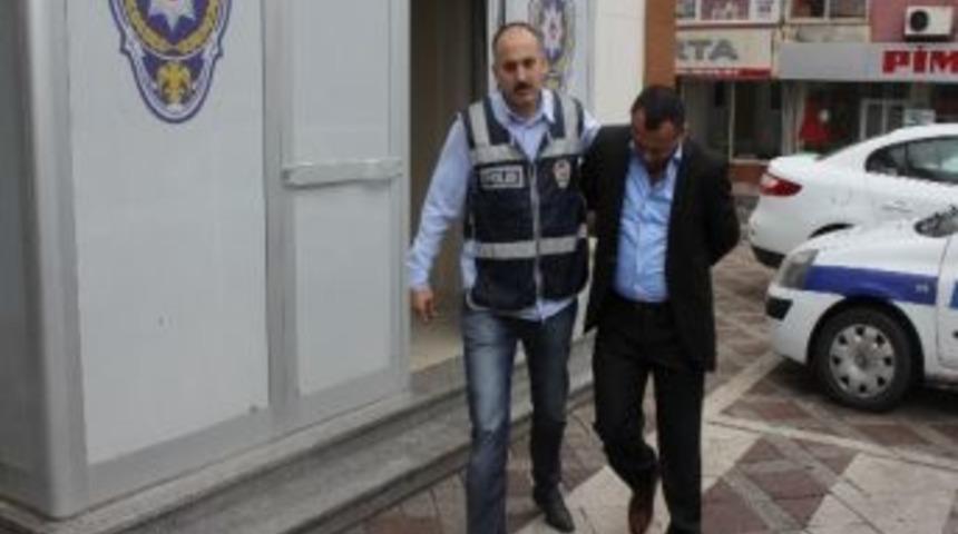 Taciz Su&ccedil;undan Sabıkalı Emlak&ccedil;ı Adliyeye Sevk Edildi