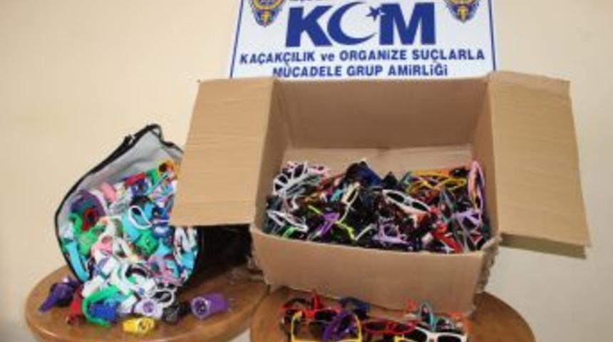 Alanya&rsquo;da G&uuml;mr&uuml;k Ka&ccedil;ağı G&ouml;zl&uuml;k Ve Saat Ele Ge&ccedil;irildi