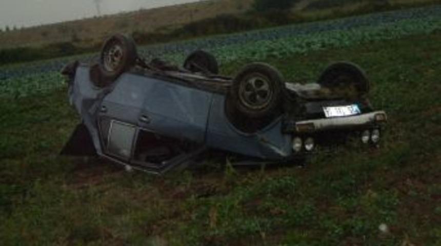 Torbalı&rsquo;da Sağanak Yağış Kaza Yaptırdı: 2 Yaralı