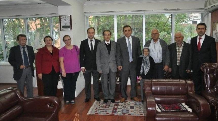 Soma'da Yaşlılar G&uuml;n&uuml; Kutlandı