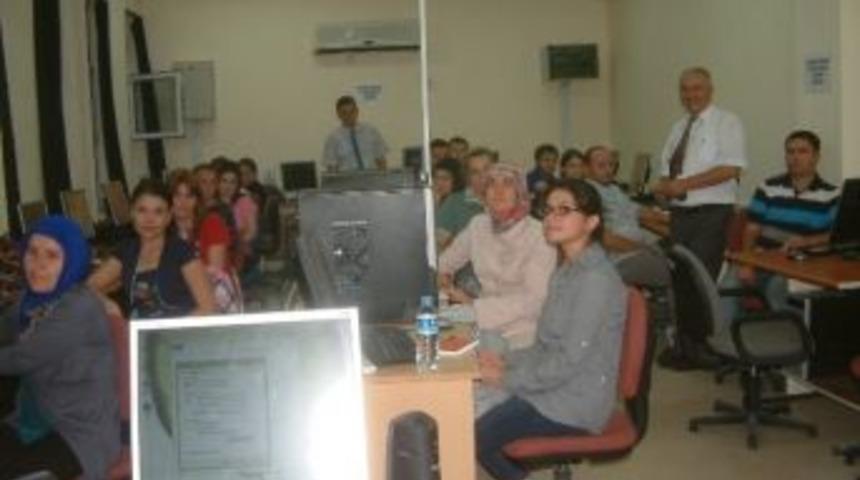 Burhaniye&rsquo;de Bilgisayar Kursuna 26 Kişi Katıldı