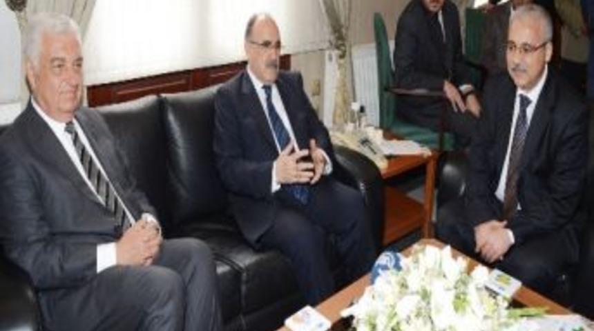 Bakan Atalay Demokratikleşme Paketi Eleştirilerine Cevap Verdi