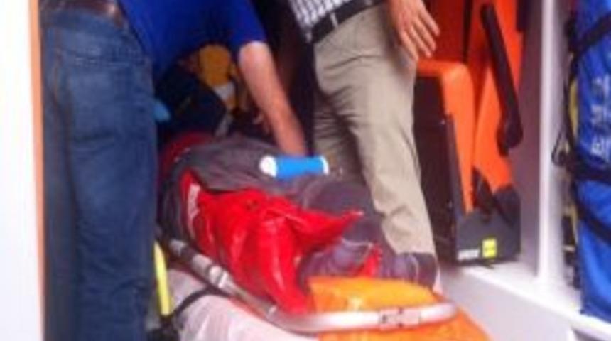 Motosikletten D&uuml;şen Kadın Yaralandı